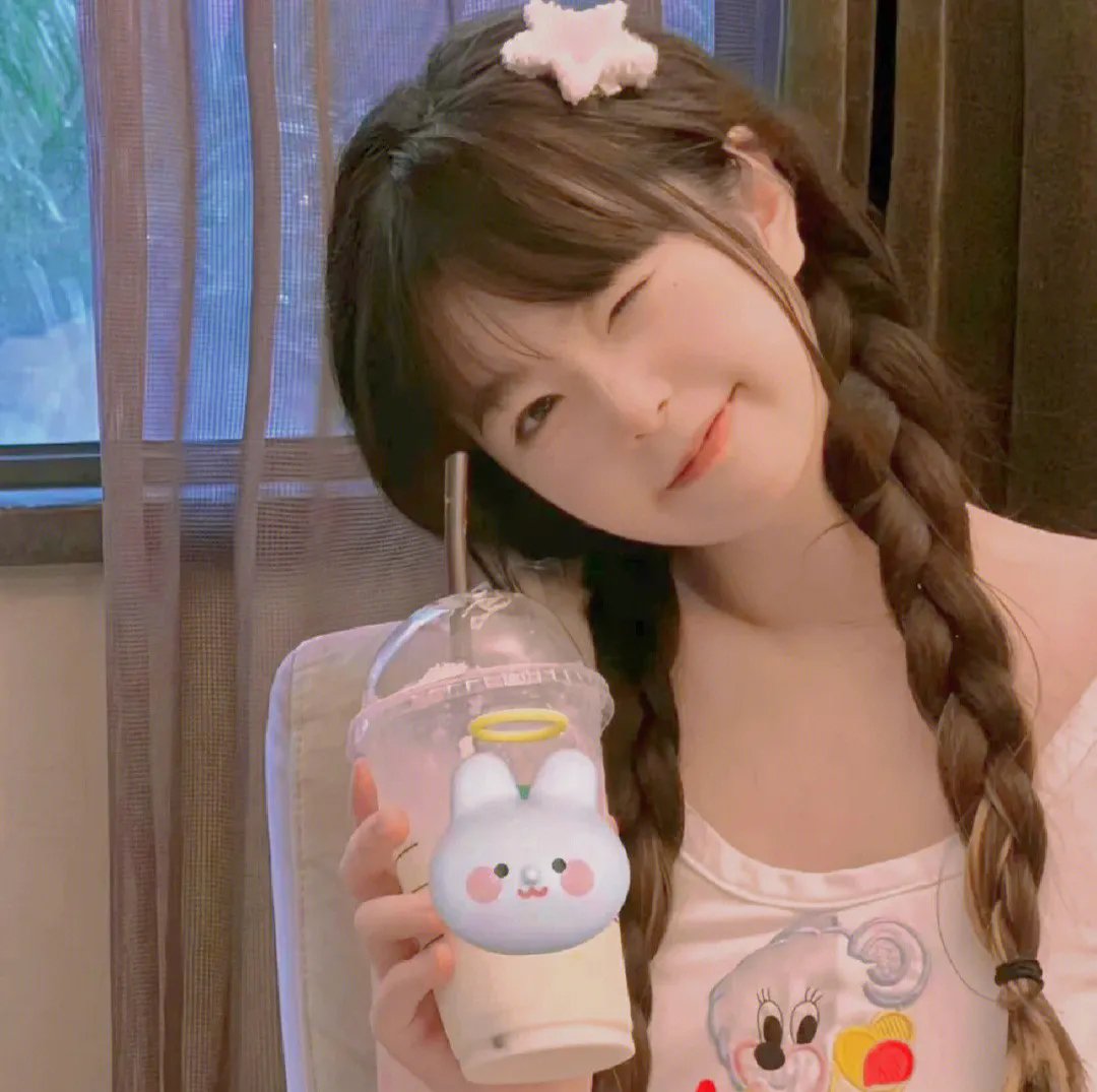 小后妈又穷又疯京圈佛子跪地宠